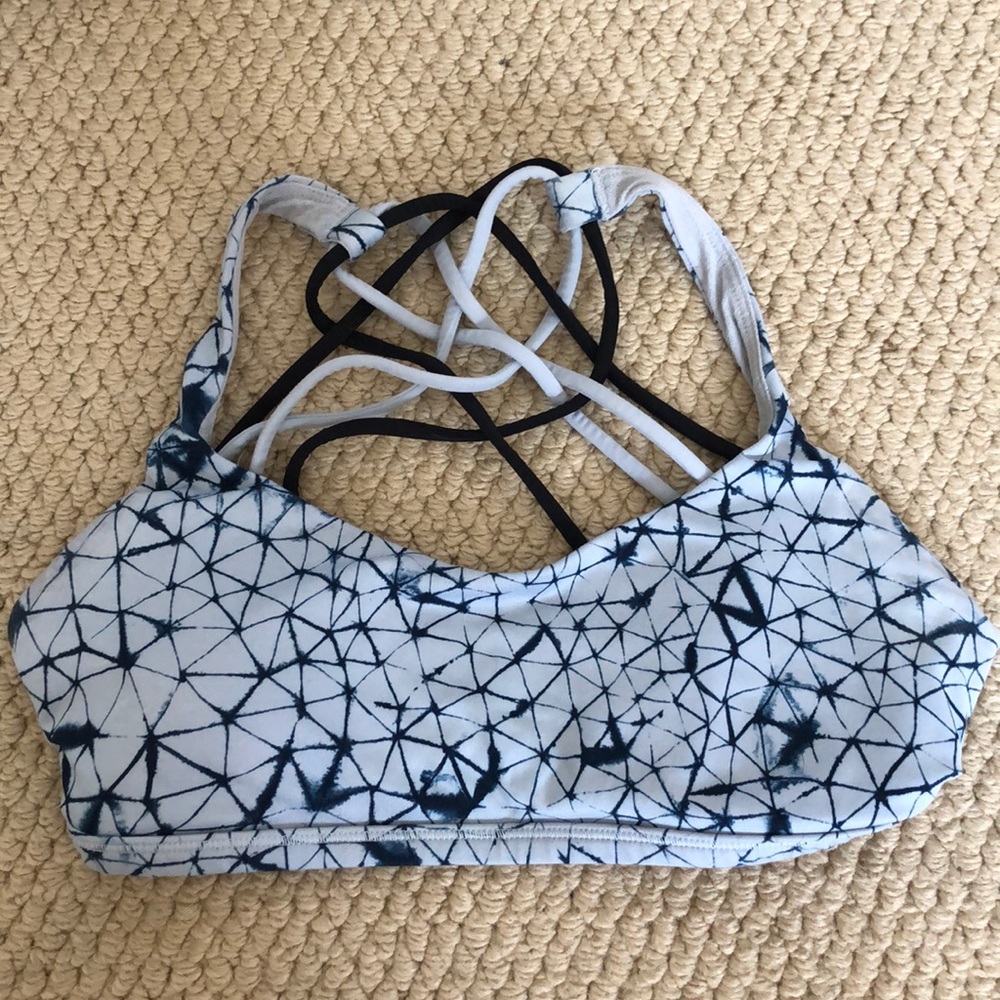 Lulu lemon sports bra